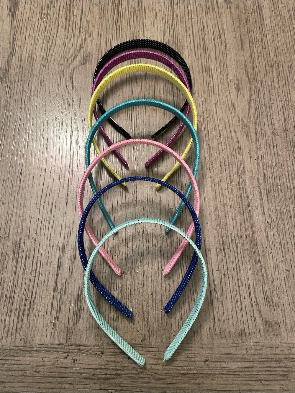Headbands, 7 assorted colors.